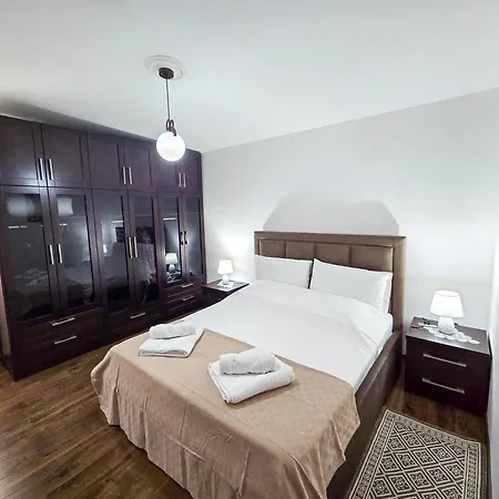 Apartmán Lake Park 2br *