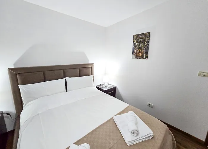 Lake Park 2br شقة