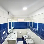Lake Park 2br * تيرانا