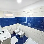 Lake Park 2br شقة