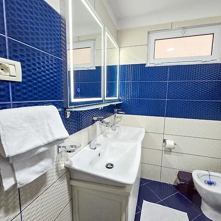 Апартаменты Lake Park 2br