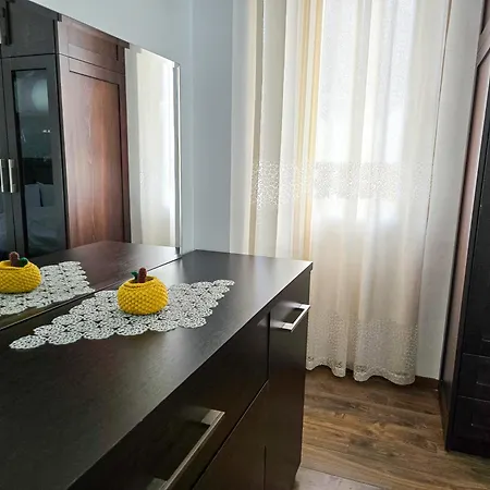 Lake Park 2br Апартаменты Тирана