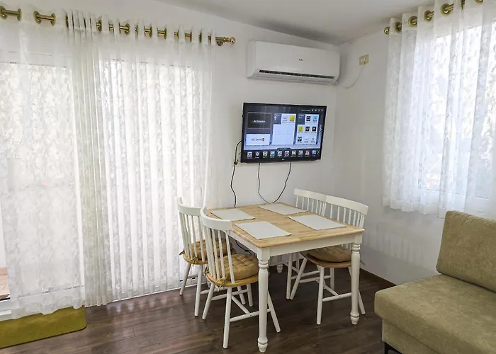 Lägenhet Lake Park 2br Tirana